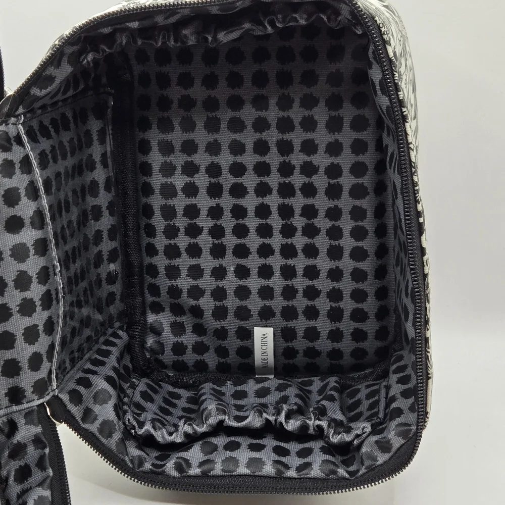 Bella Russo Makeup Bag Black & White Floral Design Zipper Closure Top Handle